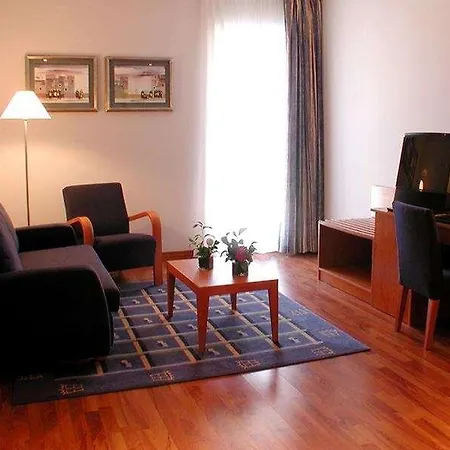 호텔 Extremadura 4*